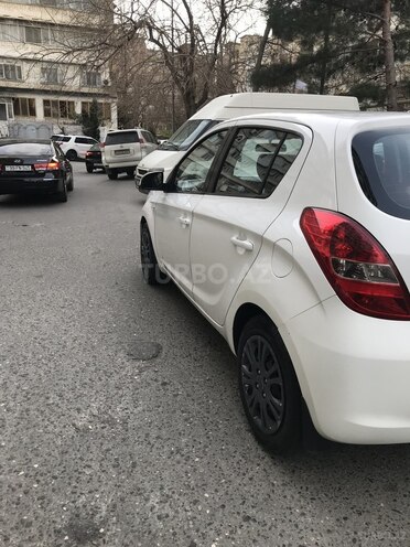 Hyundai i20 2011, 230,000 km - 1.4 l - Bakı