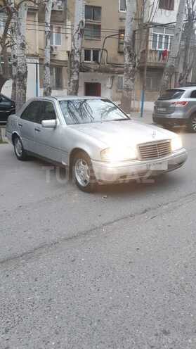 Mercedes C 250 1995, 232,125 km - 2.5 l - Bakı