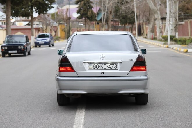 Mercedes C 220 1999, 478,241 km - 2.2 l - Sumqayıt