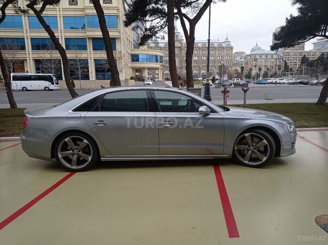 Audi A8 2012, 161,000 km - 4.2 l - Bakı