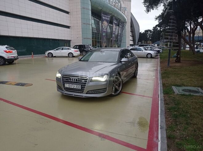 Audi A8 2012, 161,000 km - 4.2 l - Bakı