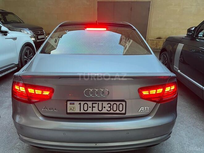 Audi A8 2012, 161,000 km - 4.2 l - Bakı
