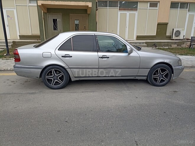 Mercedes C 180 1996, 300,000 km - 1.8 l - Bakı
