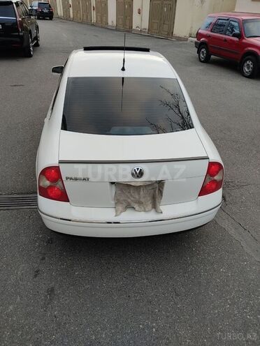 Volkswagen Passat 2004, 356,000 km - 1.8 l - Bakı