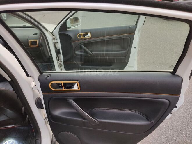 Volkswagen Passat 2004, 356,000 km - 1.8 l - Bakı