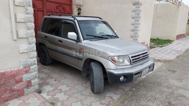 Mitsubishi  2002, 332,003 km - 2.0 l - Bakı