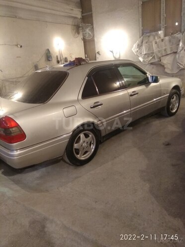 Mercedes C 220 1996, 562,140 km - 2.2 l - Sumqayıt