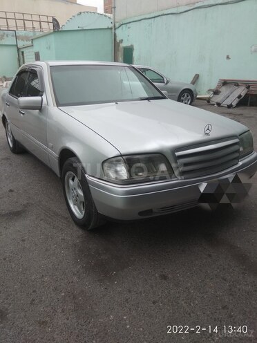 Mercedes C 220 1996, 562,140 km - 2.2 l - Sumqayıt