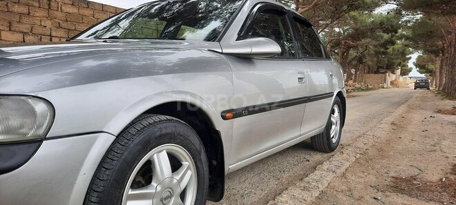 Opel Vectra 1998, 265,000 km - 1.8 л - Bakı