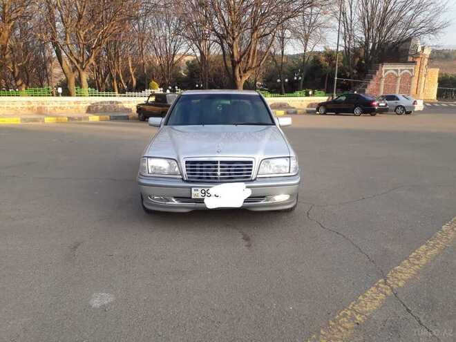 Mercedes C 200 1999, 201,000 km - 2.0 л - Tovuz