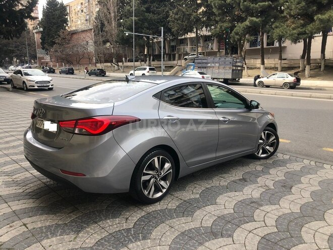 Hyundai Elantra 2015, 84,300 km - 1.8 л - Bakı