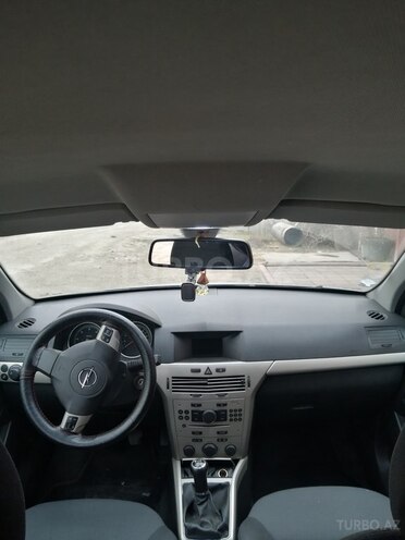 Opel Astra 2007, 222,500 km - 1.3 l - Qazax