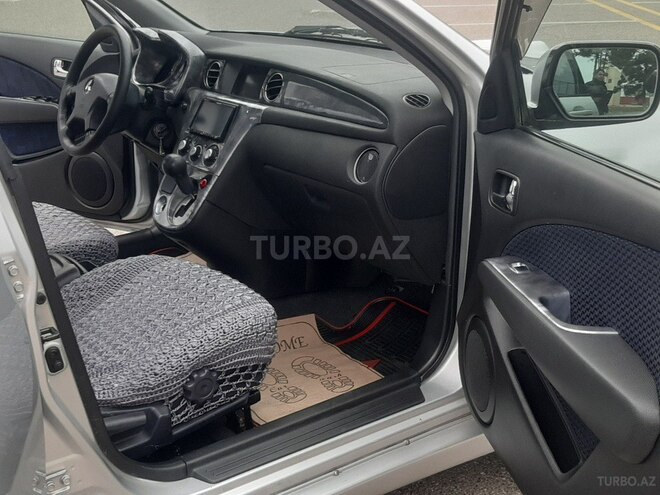 Mitsubishi Airtrek 2002, 231,465 km - 2.4 l - Sumqayıt