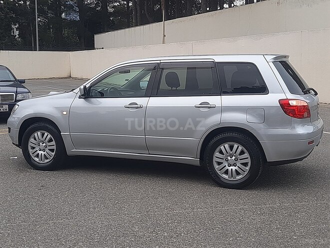 Mitsubishi Airtrek 2002, 231,465 km - 2.4 l - Sumqayıt