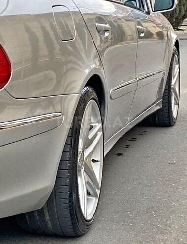 Mercedes E 240 2002, 232,000 km - 2.6 l - Bakı