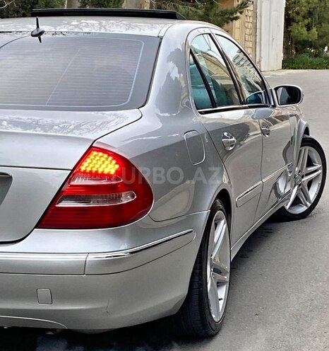 Mercedes E 240 2002, 232,000 km - 2.6 l - Bakı