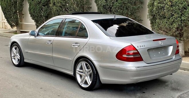Mercedes E 240 2002, 232,000 km - 2.6 l - Bakı