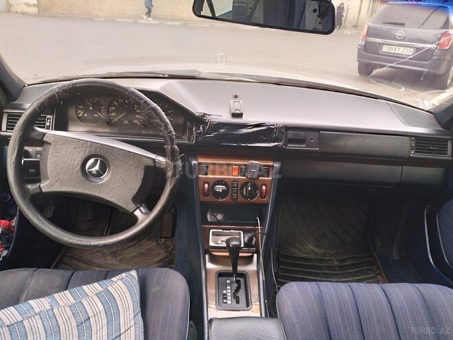 Mercedes E 300 1987, 453,624 km - 3.0 л - Bakı