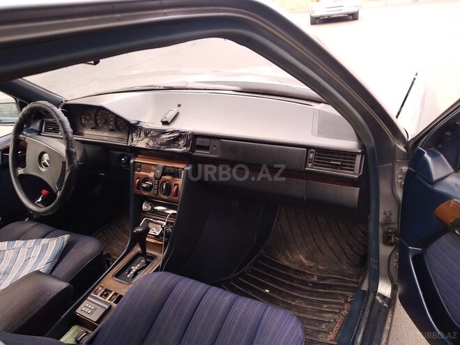 Mercedes E 300 1987, 453,624 km - 3.0 л - Bakı