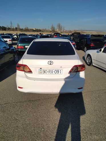 Toyota Corolla 2012, 220,000 km - 1.8 л - Bakı