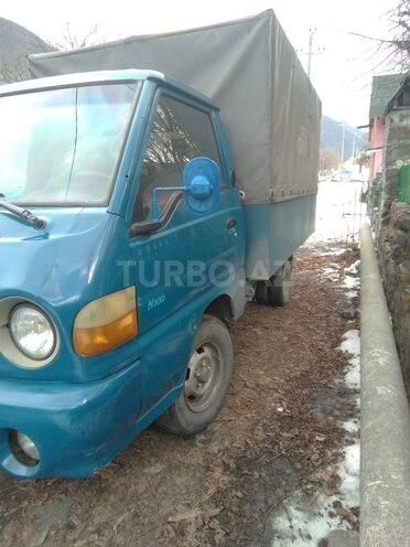 Hyundai H 100 1998, 243,753 km - 2.5 л - Qax