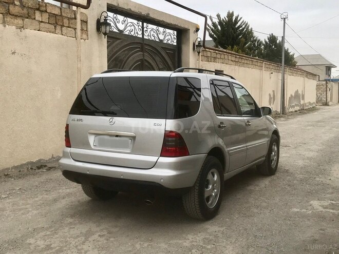 Mercedes ML 270 2003, 260,000 km - 2.7 l - Bakı
