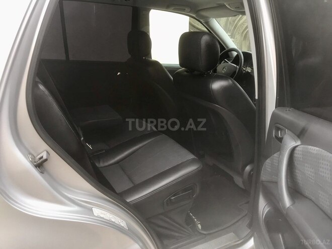 Mercedes ML 270 2003, 260,000 km - 2.7 l - Bakı