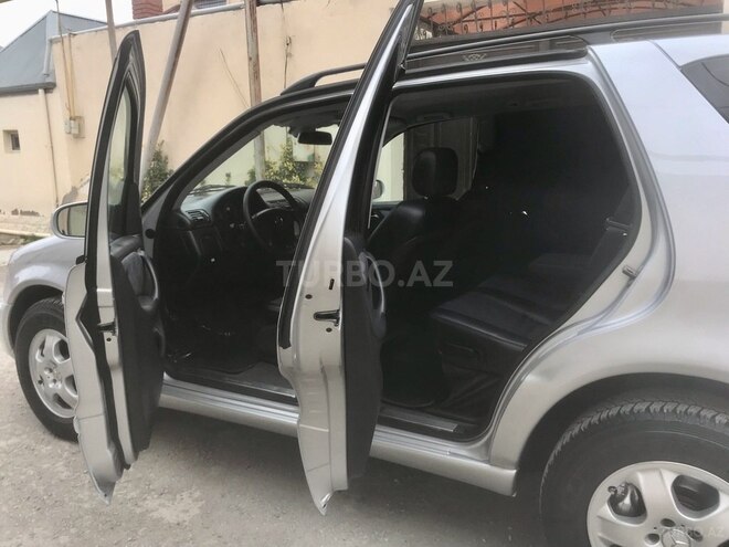 Mercedes ML 270 2003, 260,000 km - 2.7 l - Bakı