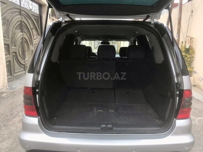 Mercedes ML 270 2003, 260,000 km - 2.7 l - Bakı