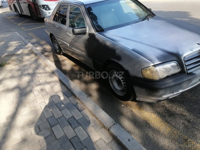 Mercedes C 220 1999, 641,000 km - 2.2 l - Bakı