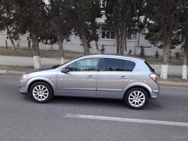 Opel Astra 2004, 255,300 km - 1.4 l - Sumqayıt