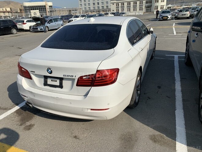 BMW 528 2015, 97,000 km - 2.0 l - Bakı