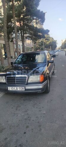 Mercedes E 250 1995, 430,000 km - 2.5 л - Bakı
