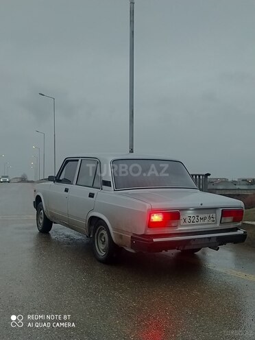 LADA (VAZ) 2107 2010, 90,000 km - 1.6 l - Salyan