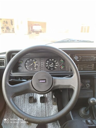 LADA (VAZ) 2107 2010, 90,000 km - 1.6 l - Salyan