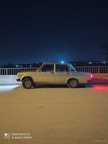 LADA (VAZ) 2107 2010, 90,000 km - 1.6 l - Salyan