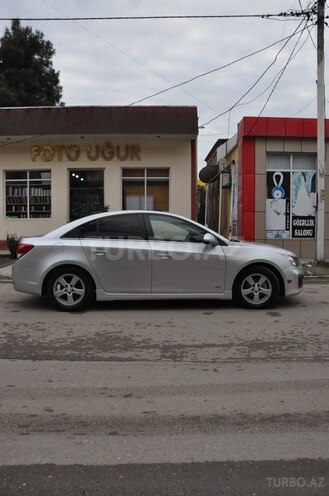 Chevrolet Cruze 2015, 300,000 km - 1.4 l - Şirvan