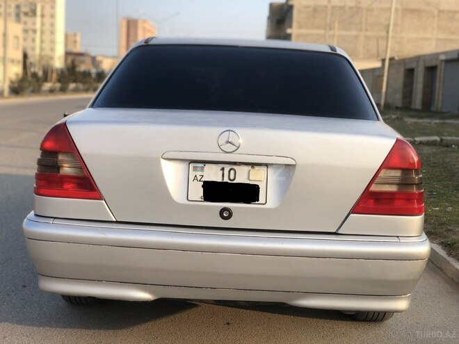 Mercedes C 180 1996, 260,000 km - 1.8 l - Sumqayıt