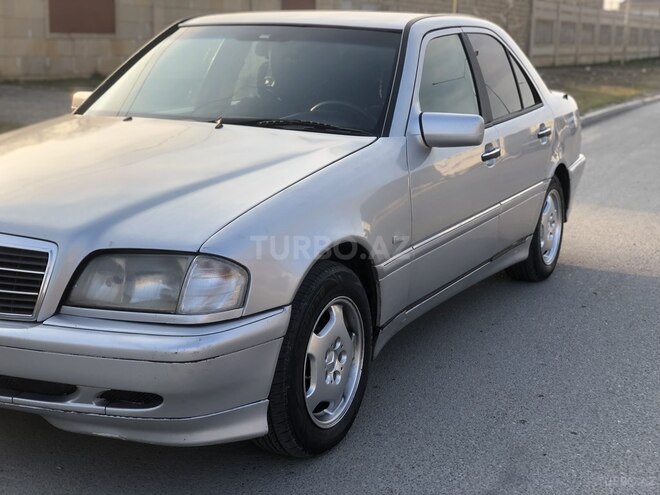 Mercedes C 180 1996, 260,000 km - 1.8 l - Sumqayıt