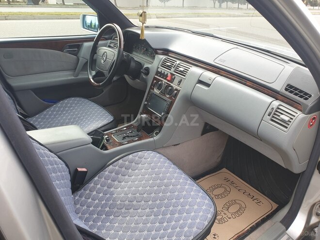 Mercedes E 230 1997, 287,850 km - 2.3 l - Bakı