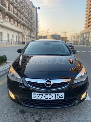 Opel Astra 2011, 153,400 km - 1.3 l - Bakı