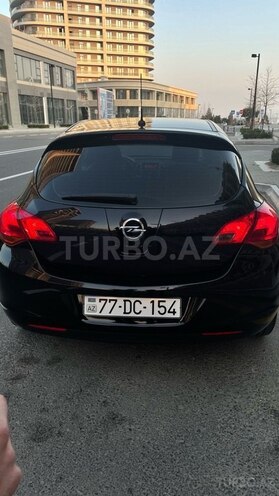 Opel Astra 2011, 153,400 km - 1.3 l - Bakı