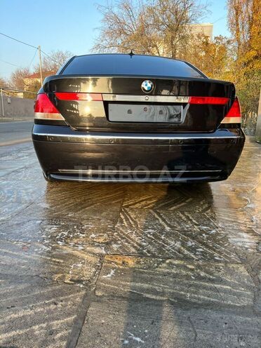 BMW 745 2002, 249,000 km - 4.4 л - Bakı