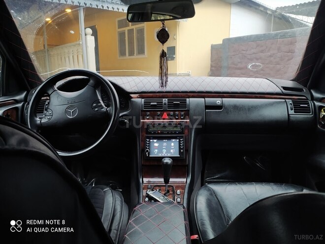 Mercedes E 240 2000, 360,000 km - 2.4 l - Saatlı