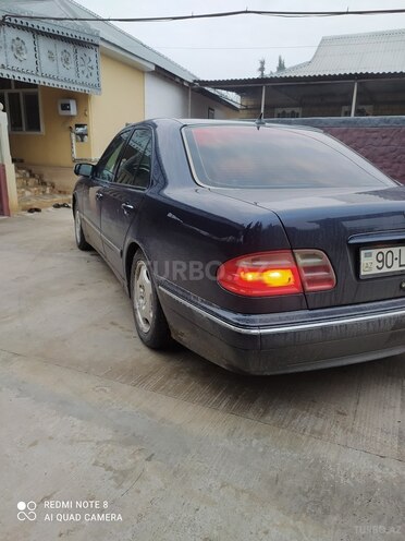 Mercedes E 240 2000, 360,000 km - 2.4 l - Saatlı