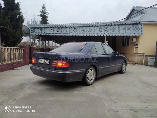 Mercedes E 240 2000, 360,000 km - 2.4 l - Saatlı