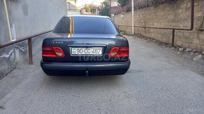 Mercedes E 240 1998, 392,000 km - 2.4 л - Bakı
