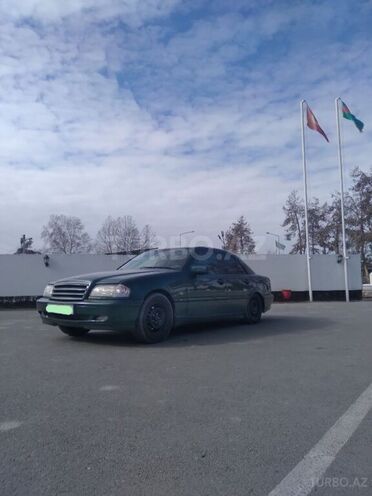 Mercedes C 180 2000, 570,000 km - 1.8 l - Ağdaş