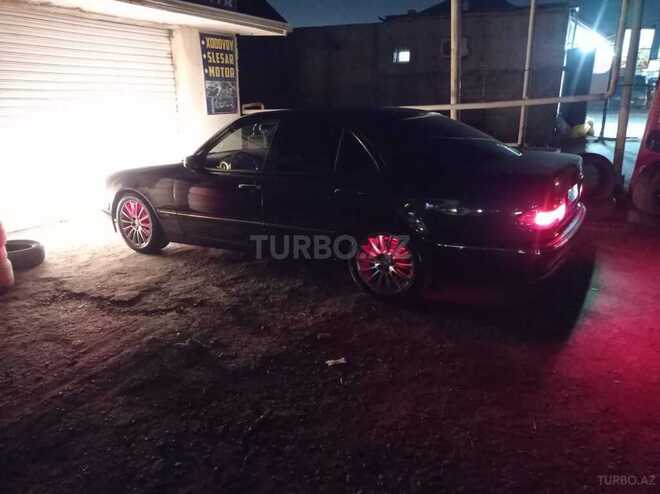 Mercedes E 240 1997, 264,613 km - 2.4 l - Bakı