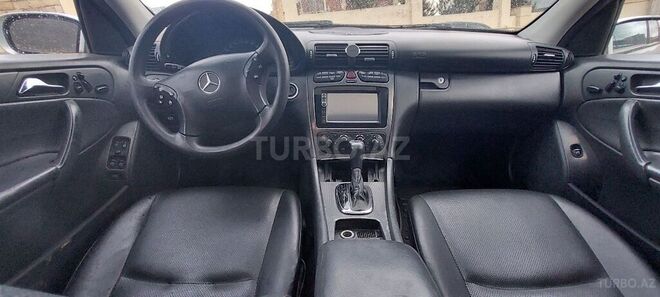 Mercedes C 180 2003, 275,000 km - 1.8 l - Bakı